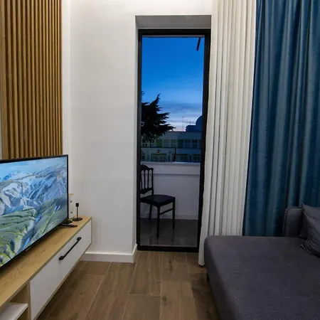 Bliss Haven アパート ティラナ