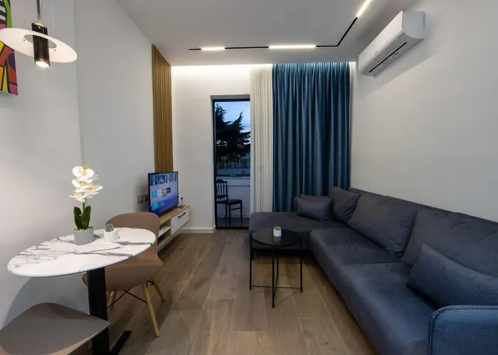 Bliss Haven ティラナ