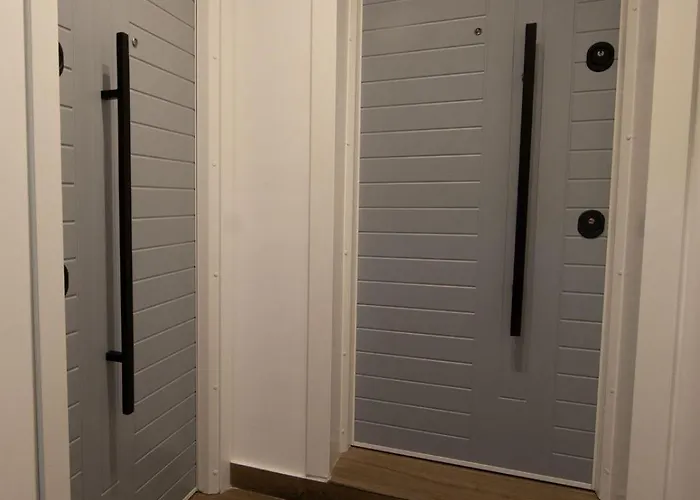 アパート Bliss Haven ティラナ